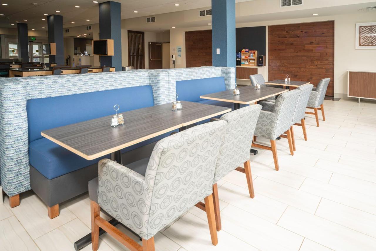 Holiday Inn Express & Suites - Rock Hill By Ihg Екстериор снимка